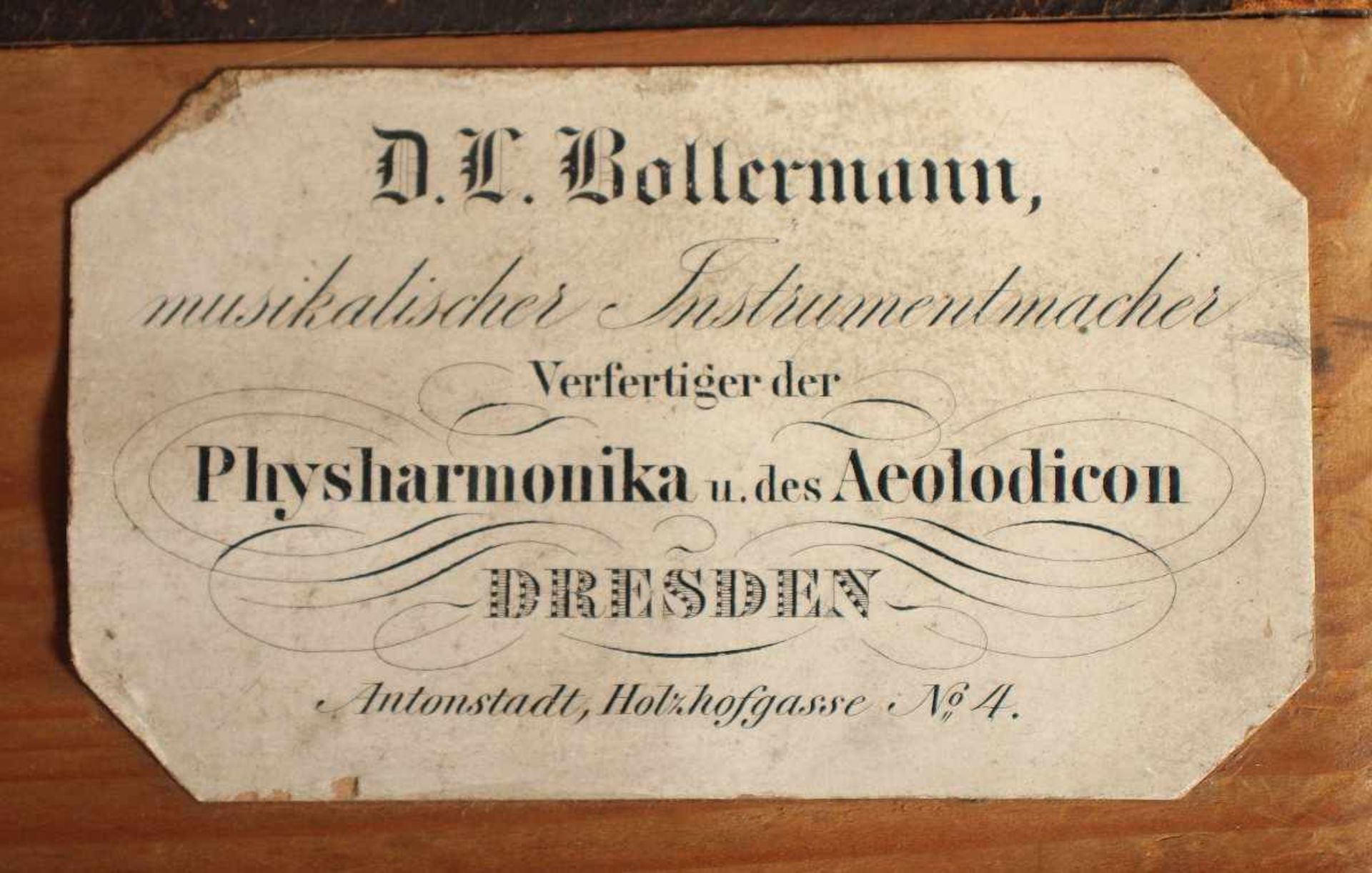 SELTENES BIEDERMEIER-HARMONIUM, sogenannte "Physharmonika", Buche? sowie diverse Edelhölzer, - Bild 3 aus 6