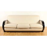 ART DECO-SOFA, Dreisitzer, weißes Leder, schwarz lackierte Handläufe, H 105, L 219, T 82, wohl