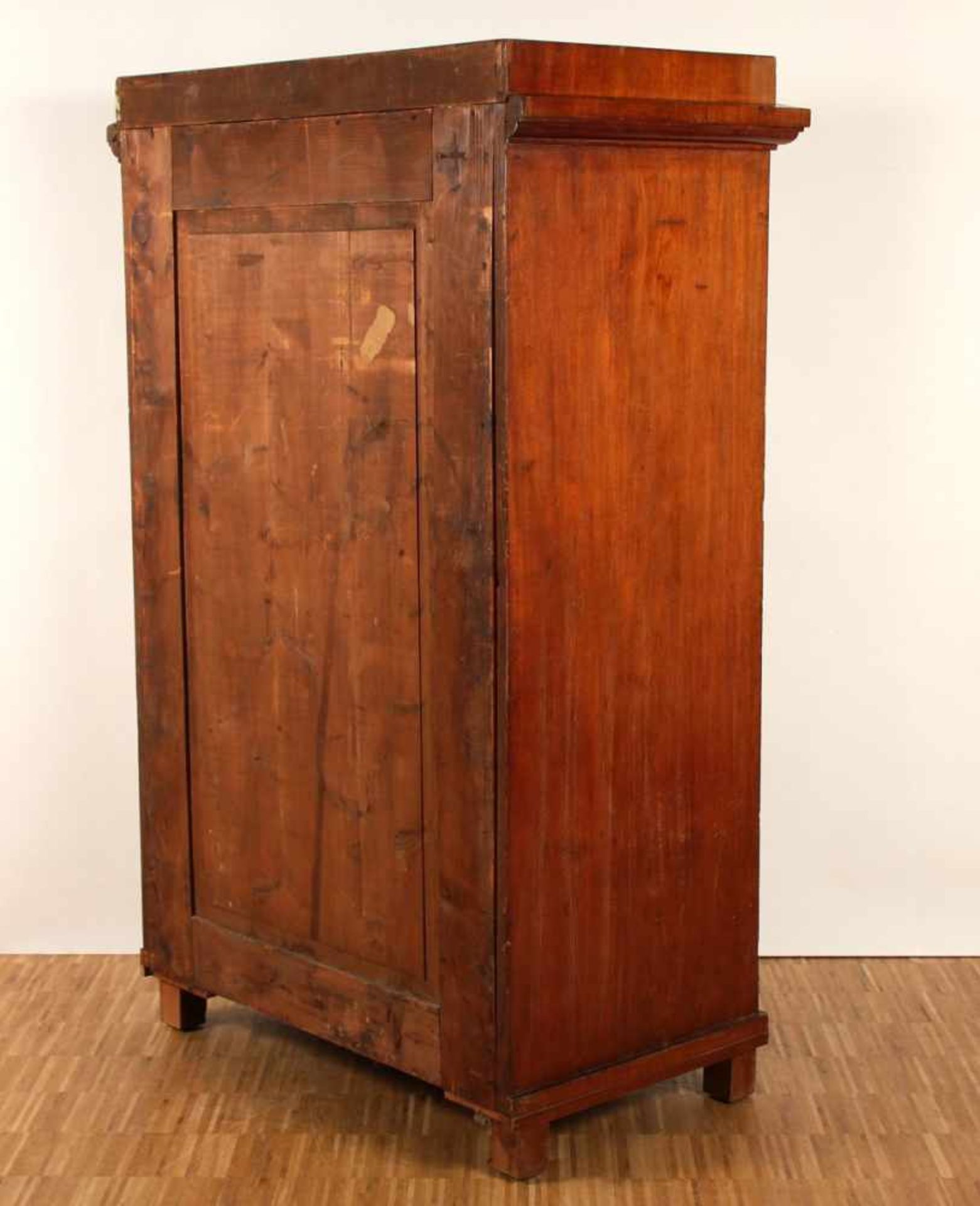 CHIFFONIÈRE, Mahagoni, sechsschübiger Korpus, besch., H 156, B 99, T 55, ÖSTERREICH, um 1820 - Bild 4 aus 4