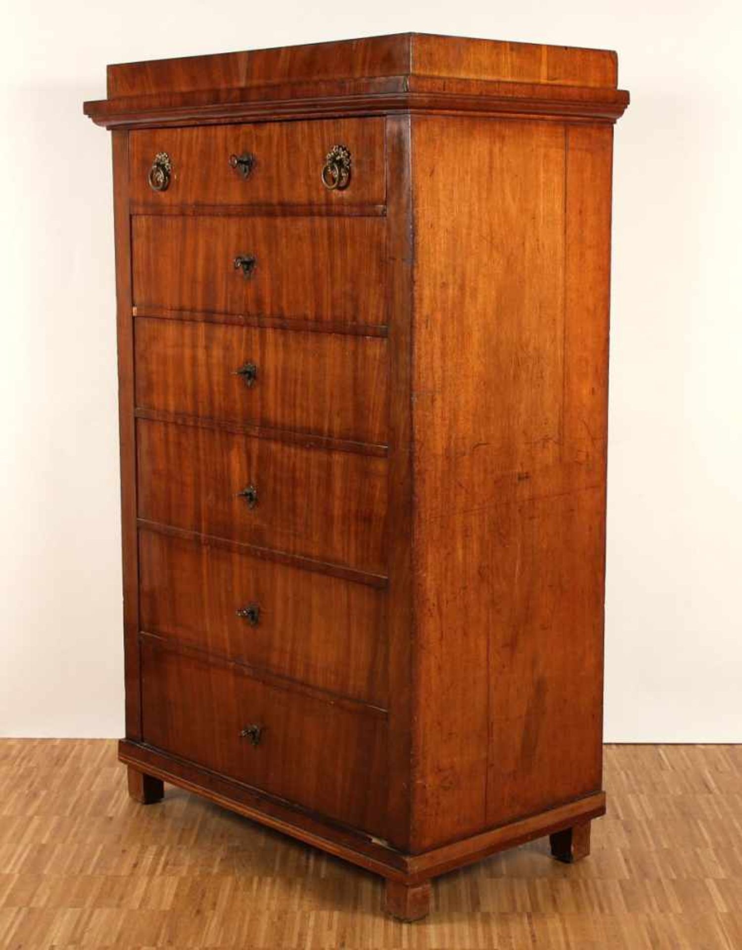 CHIFFONIÈRE, Mahagoni, sechsschübiger Korpus, besch., H 156, B 99, T 55, ÖSTERREICH, um 1820 - Bild 2 aus 4