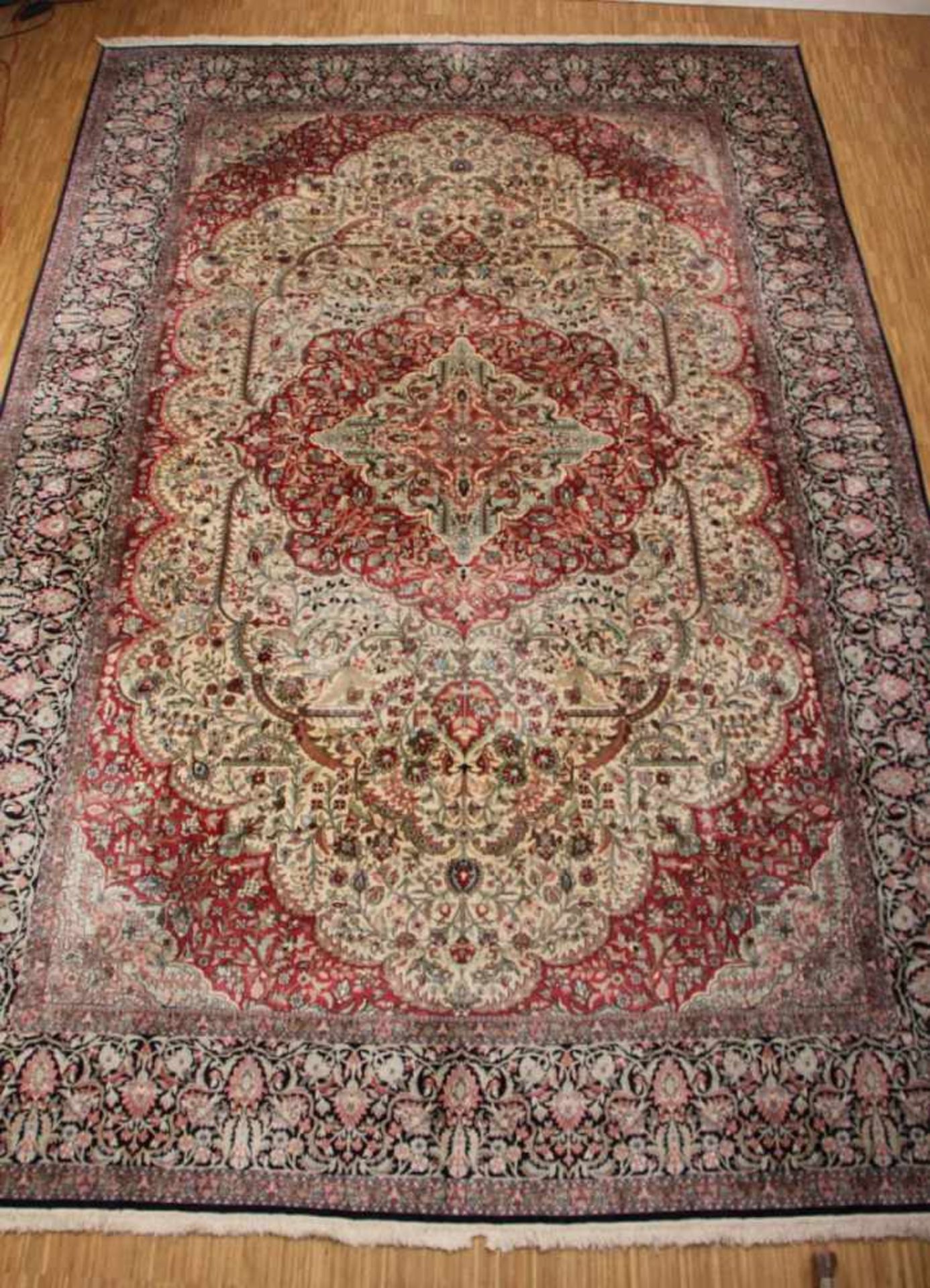 TEPPICH, Seiden-Kaschmir, Srinagar, Naturseide auf Baumwolle, 549 x 366, ca. 400.000 Knoten/qm,