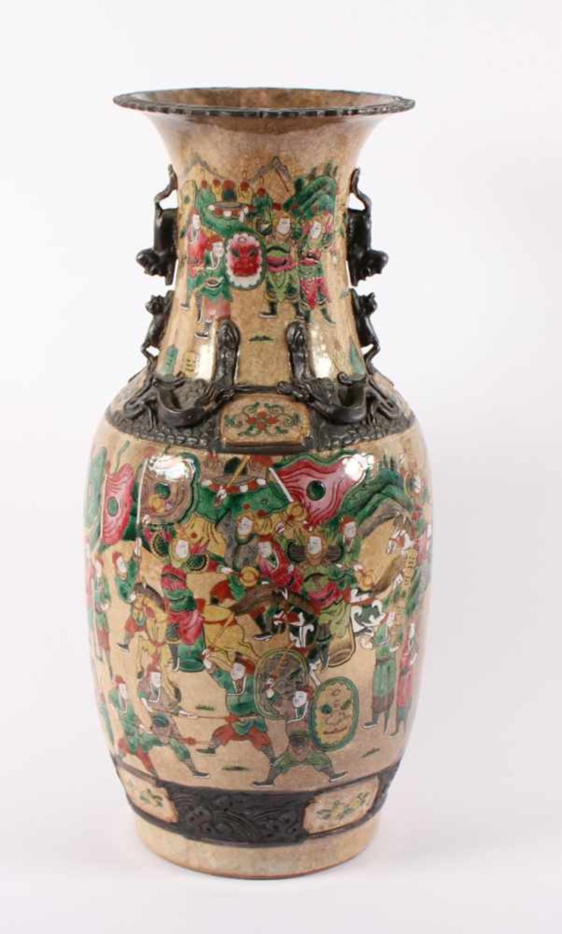 VASE, Porzellan, in Emailfarben dekoriert, H 46, CHINA, A.20.Jh.