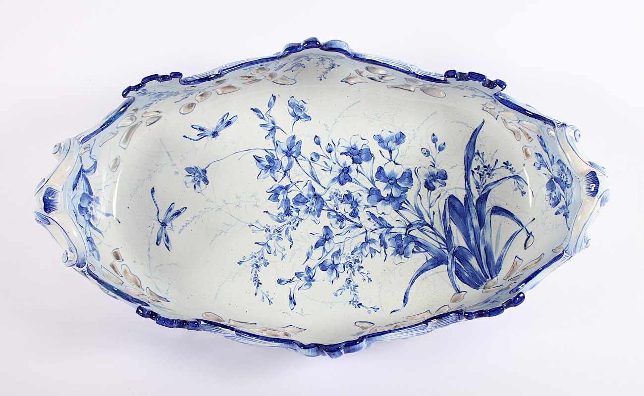 JARDINIERE, Keramik, durchbrochen gearbeitet, Zinnglasur, Blaudekor, L 41,5, Emile GALLÉ, um 1900 - Bild 2 aus 4