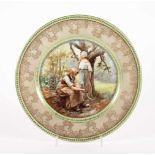 ZIERTELLER, polychrom dekoriert, Darstellung zweier Bäuerinnen in Waldlandschaft, Goldstaffage