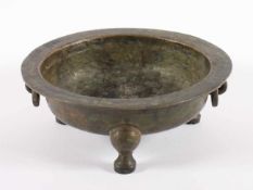 CENSER, Bronze, dreibeinig, zwei Ösen mit Haltering, Dm 15,5, CHINA, 19.Jh.