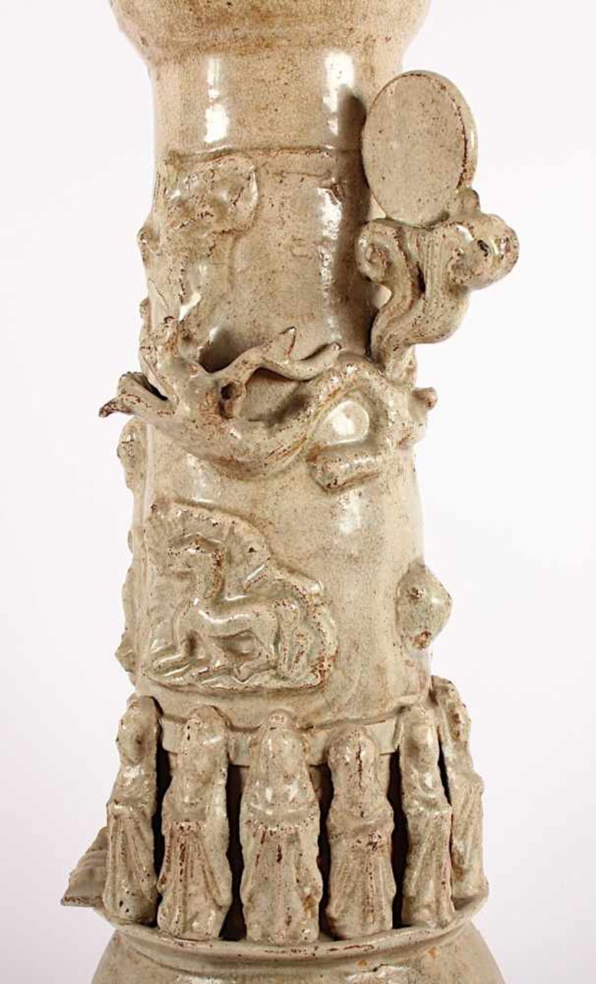 GROSSE GRABVASE MIT QINGBAI-GLASUR, Steinzeugscherben, um den Hals plastisch aufgelegter Drache in - Bild 6 aus 9