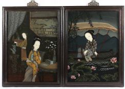 ZWEI HINTERGLASBILDER, Gouache auf Glas, Frauendarstellungen, Holzrahmen, je 60 x 42, CHINA, 20.Jh.-