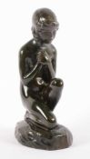 BORCH, Elna (1869 Kopenhagen - 1950), "Sitzendes Mädchen", Bronze, H 19, am Sockel signiert,