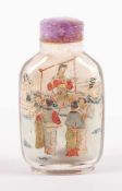 SNUFF BOTTLE, Glas, in farbiger Hinterglasmalerei dekoriert, H 6, CHINA, 20.Jh.- - -22.00 % buyer'