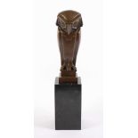 COENRAD, "Eule", Bronze, H 18,5, signiert, auf Marmorsockel- - -22.00 % buyer's premium on the