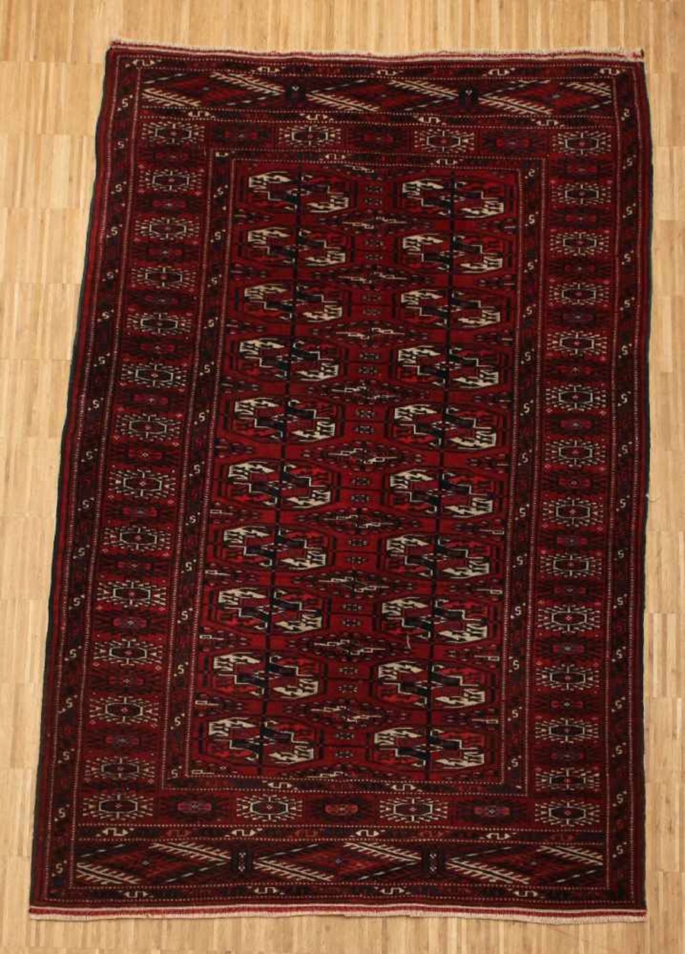 BRÜCKE TEKKE-BOUCHARA ALT, Turkmenien, 170 x 112, Zustand B- - -22.00 % buyer's premium on the