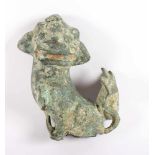 FO-HUND, Bronze, grün patiniert, H 11,5, besch., CHINA- - -22.00 % buyer's premium on the hammer