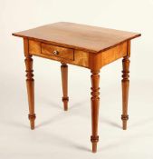 KLEINER TISCH, Kirschbaum, einschübige Zarge, H 75, B 71, T 54, DEUTSCH, um 1900- - -22.00 % buyer's