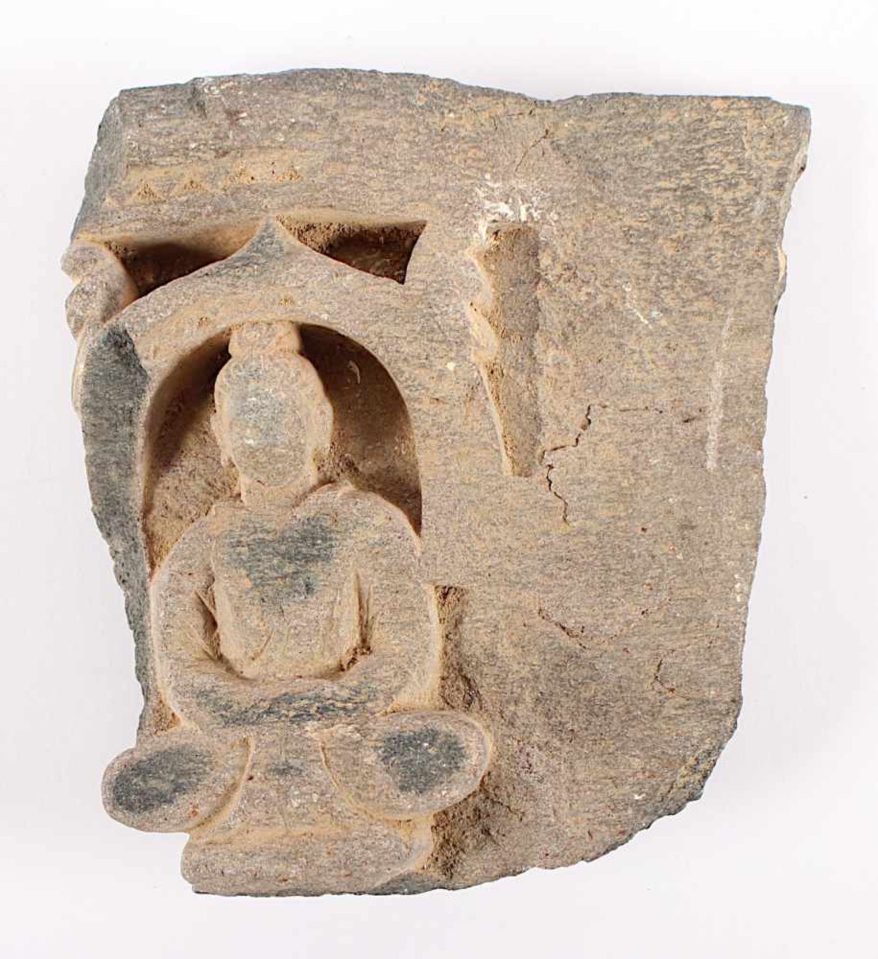 BUDDHA-RELIEF, dunkelgrauer Schiefer, im hohen Relief, H 13,5, INDONESIEN- - -22.00 % buyer's