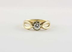 DAMENRING, 585/ooo Gelbgold, besetzt mit einem Altschliffdiamant von ca. 0,30 ct., RG 54, 3,2g- - -