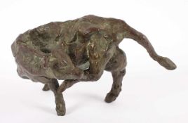 MODERN, "Kuh", Bronze, L 17, H 11, an Bauchseite unleserlich signiert- - -22.00 % buyer's premium on