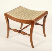 HOCKER, Mahagoni/Nussbaum, Polsterung erneuert, H 46, DEUTSCH, 19.Jh.- - -22.00 % buyer's premium on