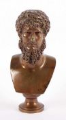 PETSCHAFT MIT PORTRAIT DES LUCIUS VERUS, Bronze, H 15- - -22.00 % buyer's premium on the hammer