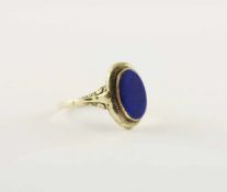 DAMENRING, 585/ooo Gelbgold, besetzt mit einer Lapis-Lazuli-Scheibe, RG 54, 2,2g, um 1900- - -22.