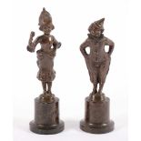 ART DECO, um 19320/30, "Pierrot und Concubine", Bronze, H 10- - -22.00 % buyer's premium on the