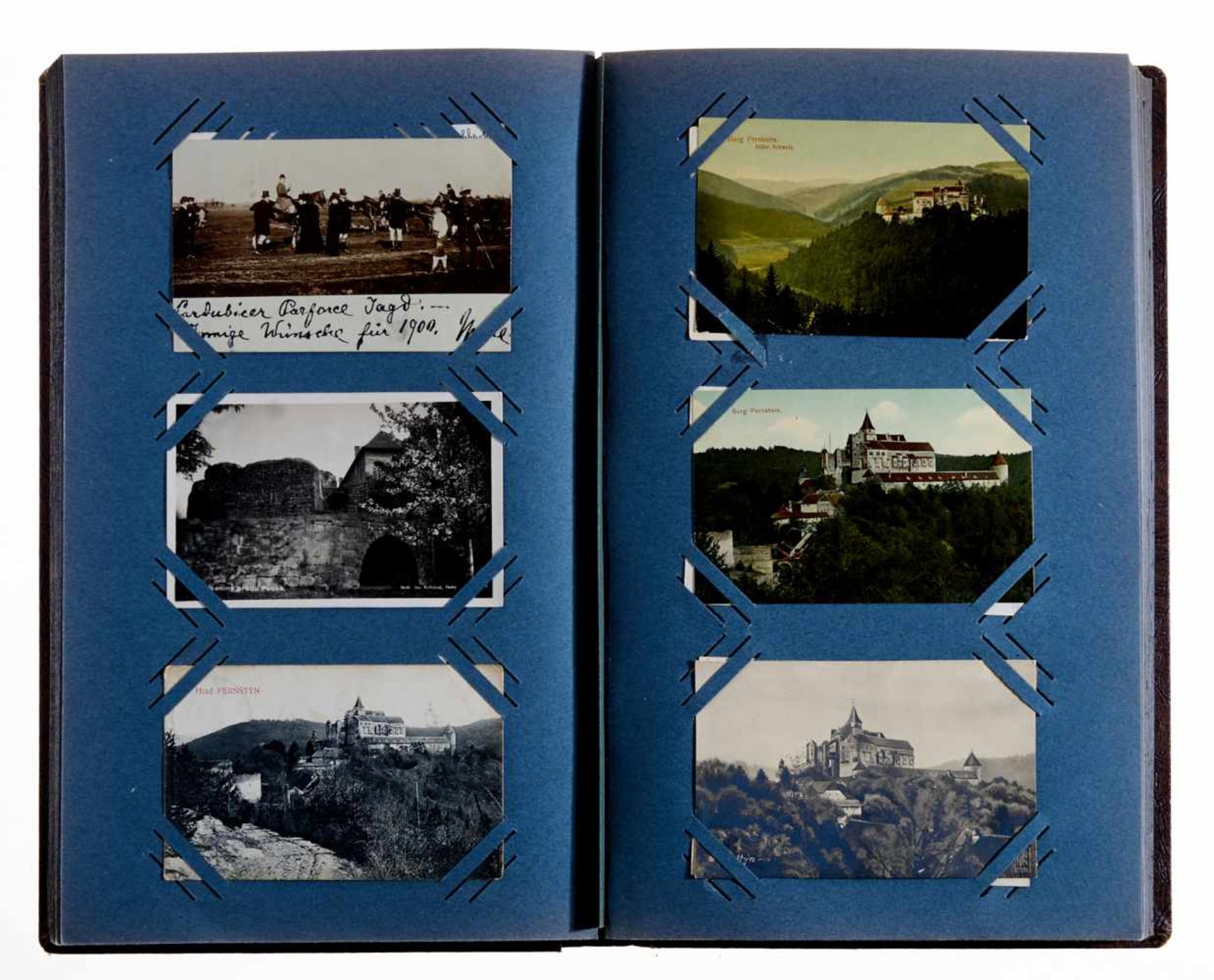 Böhmen und Mähren Postkarten - Ca. 1200 tls. farb. Postkartenin 4 Einsteckalben. Ca. 1890-1940. - Bild 3 aus 5