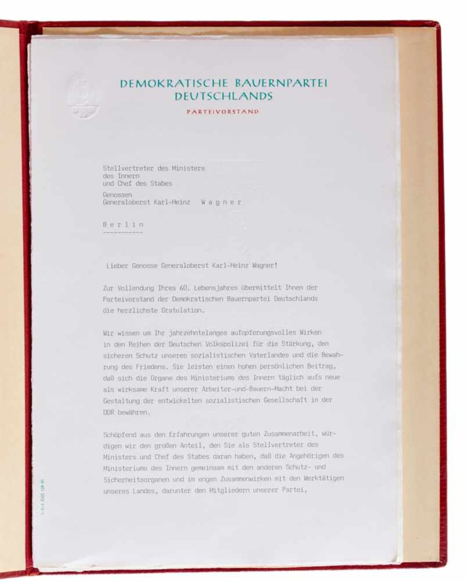 Honnecker, E., Politiker (1912-1994).Masch. Brief mit e. U. Dat. Berlin, 7. 11. 1988. Fol. 1 1/2 S.- - Bild 3 aus 3