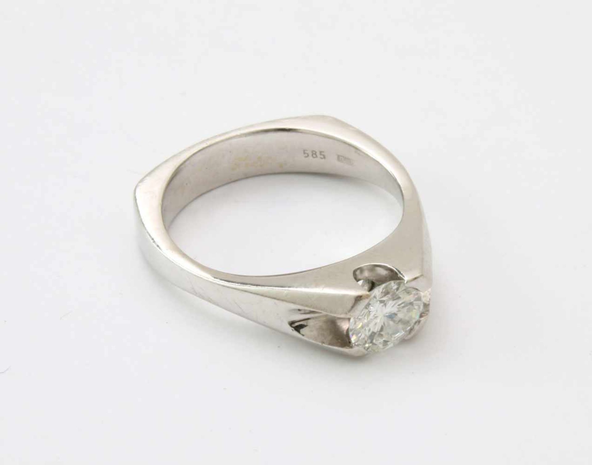 Weißgold-Ring mit Brillant SolitärWG 585, Brillant 0,59 ct., gute Qualität, w/si, Ringgröße: 53/