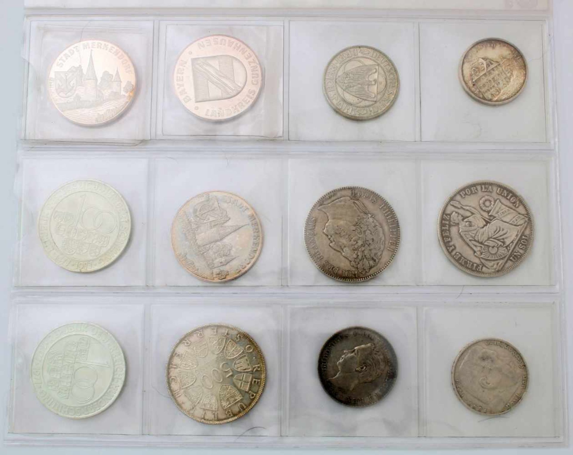 14 Silbermünzen und Medaillen 19. & 20. JahrhundertLouis Philippe 5 Franc 1845; 1 Sol Peru 1865; 500 - Image 3 of 5