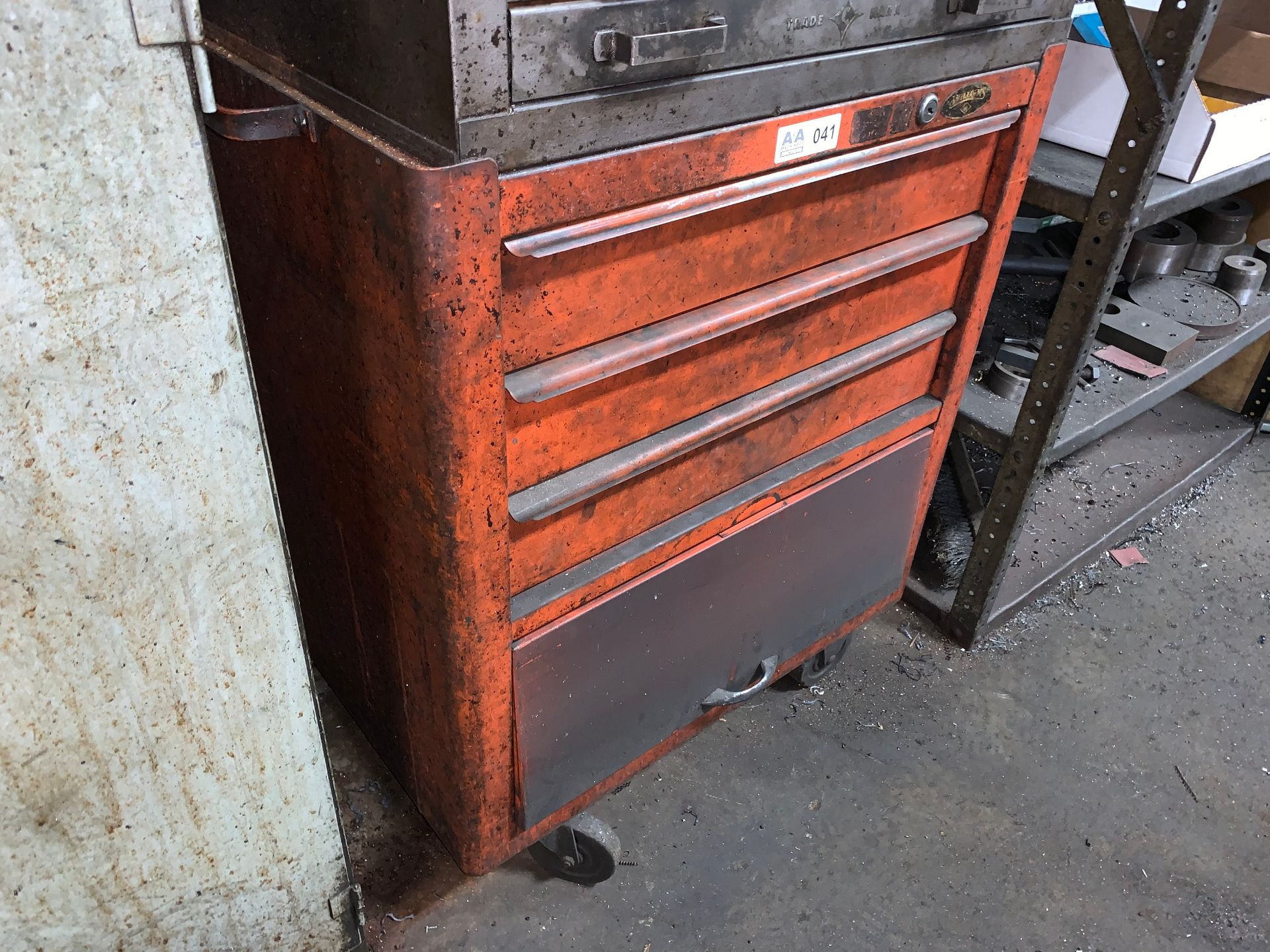 Williams Portable Tool Cabinet, 3-Drawers and a Shelf, 26-1/2"W x 18"D x 32"T with Contents (Buyer - Image 2 of 5