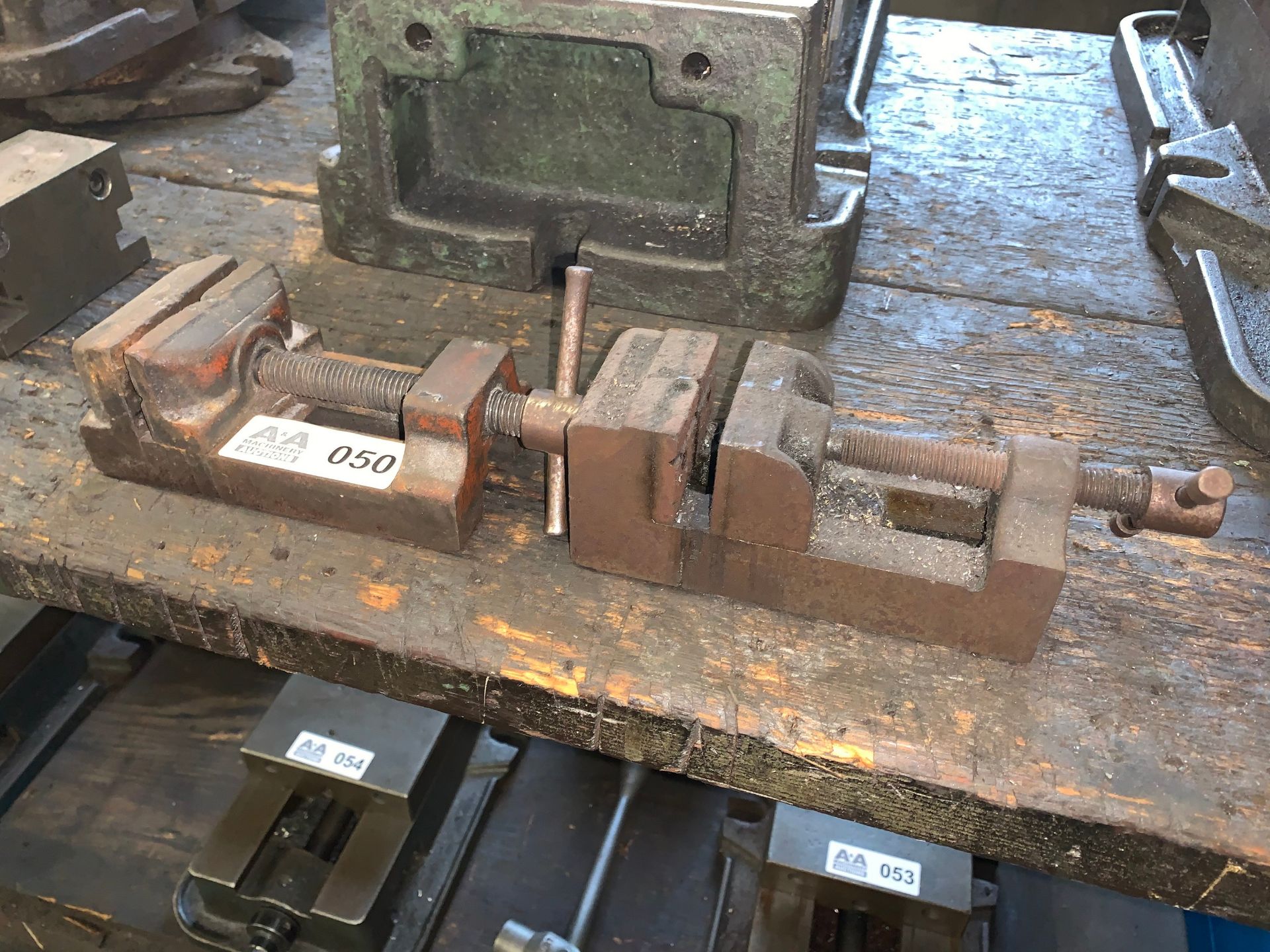 Lot with a 3" Vise and 2-1/2" Vise (Buyer is Responsible for ALL Packaging, Palletizing, Crating,