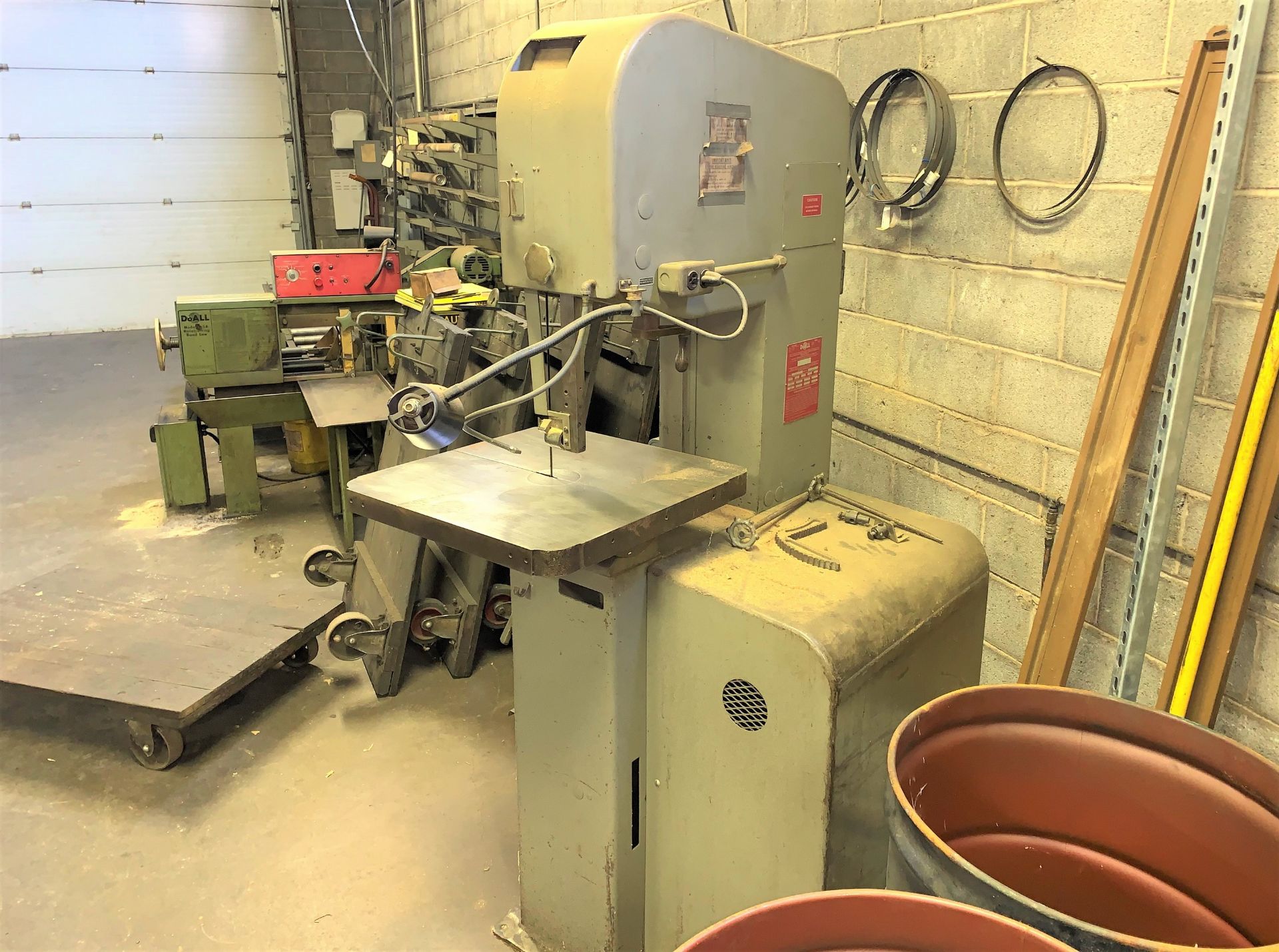 DoAll Mdl. 1612-0 Vertical Band Saw, 16" Throat, 24" x 24" Tilting Table, Blade Welder and Grinder - Image 2 of 8