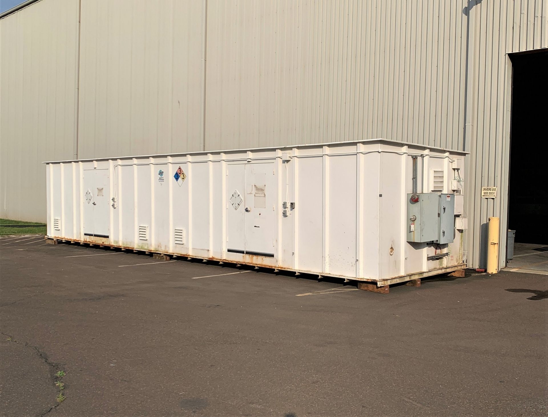 Chemical Storage Container, Outside Dimensions 45'-4"L x 11'-3"W x 8'-8"T (Located in Morrisville, - Image 2 of 6