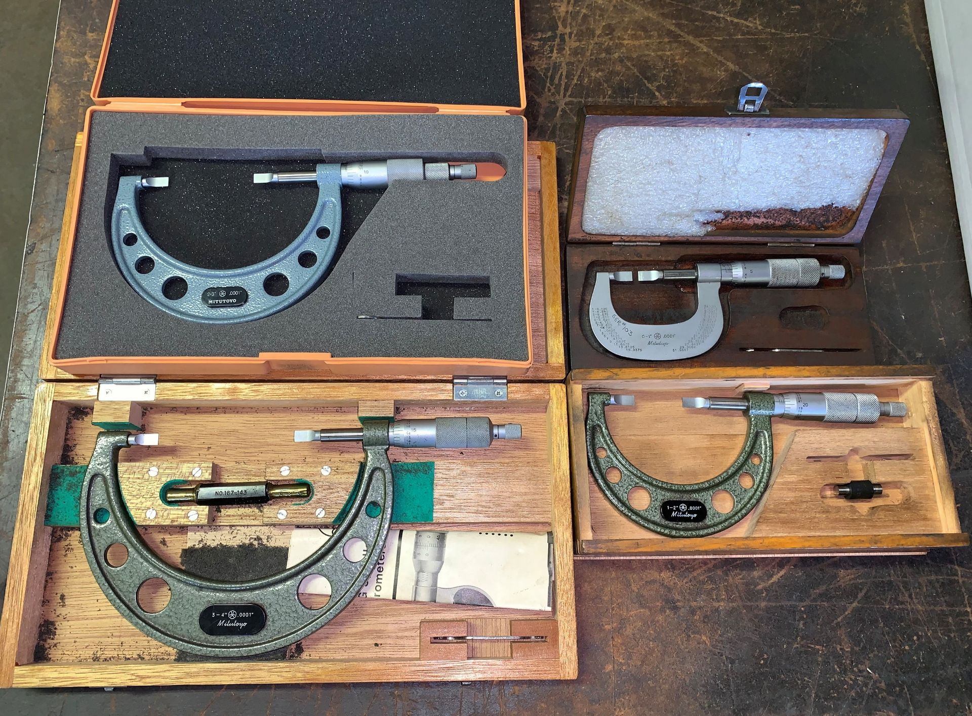 Lot with (4) Groove Micrometers (Located in Levittown, PA Facility)