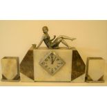 Early/mid 20thC Art Deco windable mantle clock