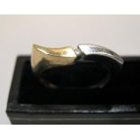 9ct modernist 2-tone yellow & white gold ring with single small diamond to the centre Approx 3.4