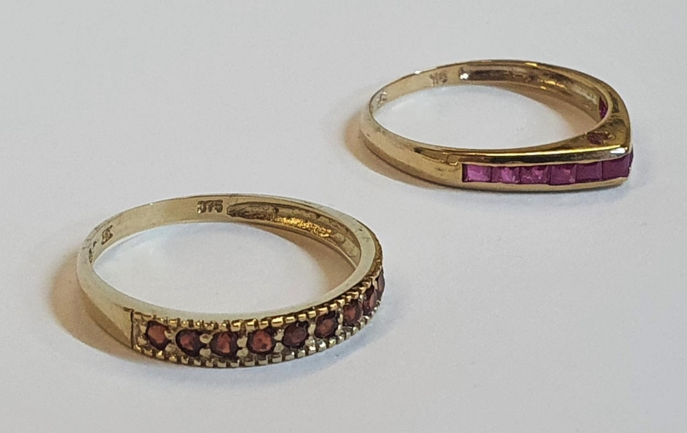 2 x 9ct Band rings, one yellow gold Natural Garnet band ring, and one yellow gold round Ruby band - Image 2 of 3