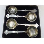 set of 4 cased 1870 Anointing spoons by Martin Hall & Co, Sheffield, 345 grams Fine condition