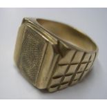 Gents chunky yellow gold coloured metal ring, stamped 750 & 18K, 17.6 grams, size V/W