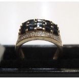 Gents 9ct yellow gold, sapphire 3 row ring Approx 4.9 grams gross, size L