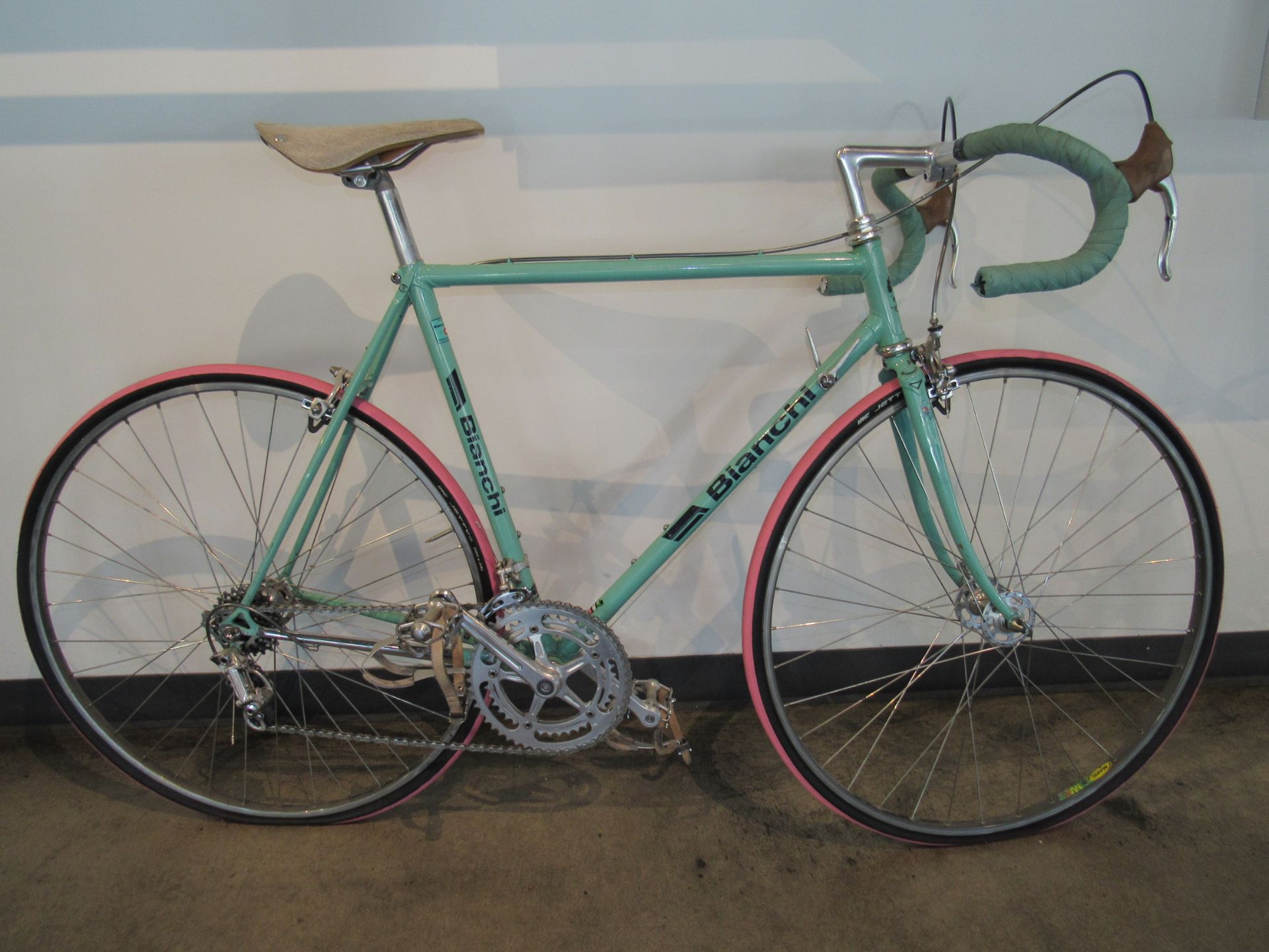 Lot Bianchi High End Bike & Shaddow Boxes on Wall (Location Sacramento)