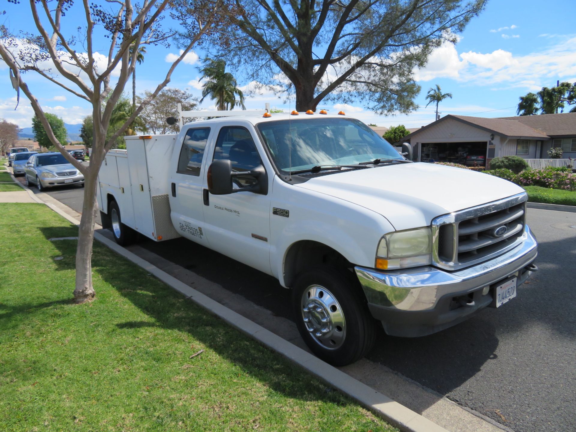 2004 Ford F550 Crew Cab Service Truck Miles 171,571 VIN:1FDAW56P34EB60799, LIC:7J44529 - Image 18 of 19