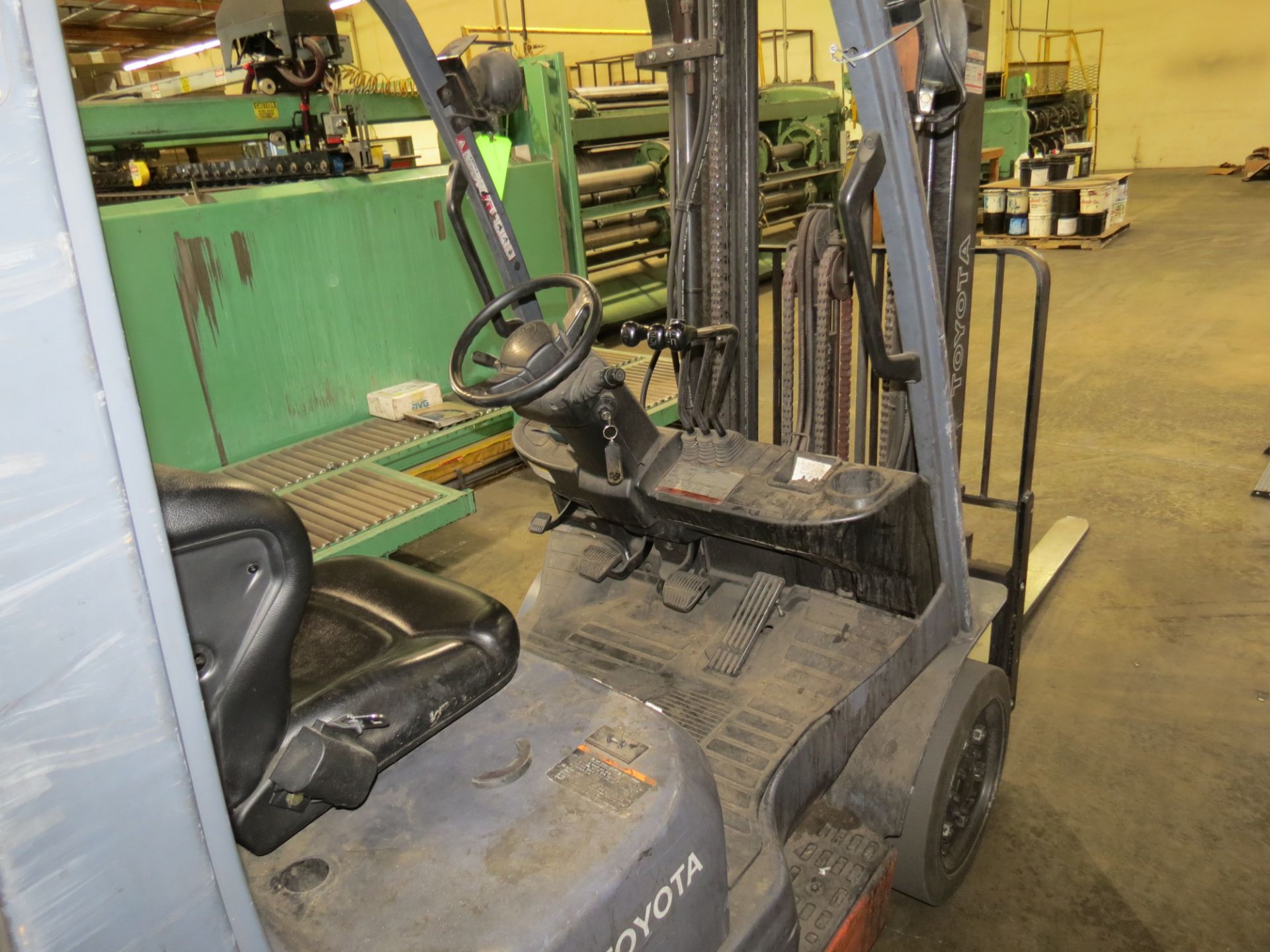 Toyota MDL: 8FGCU25 LPG Forklift 4,500 LBS Capacity 3-Stage, Side Shift SN: 13160(Subject to Deliver - Image 5 of 6