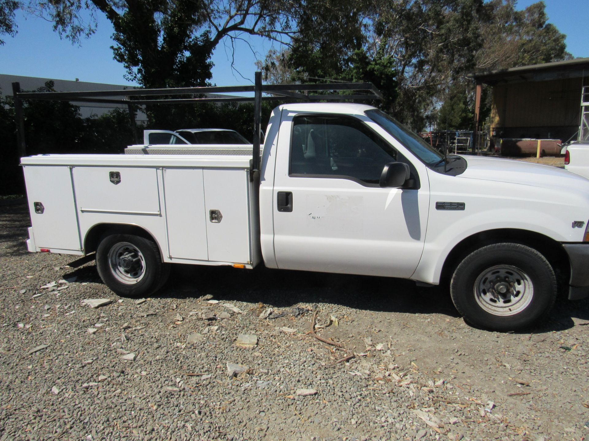 2002 Ford F-250 Reg Cab Service Truck 2WD, 5.4L V8 Gas Eng., Lic. 7A37492, VIN: 1FTNF20L92ED54003, - Image 2 of 11