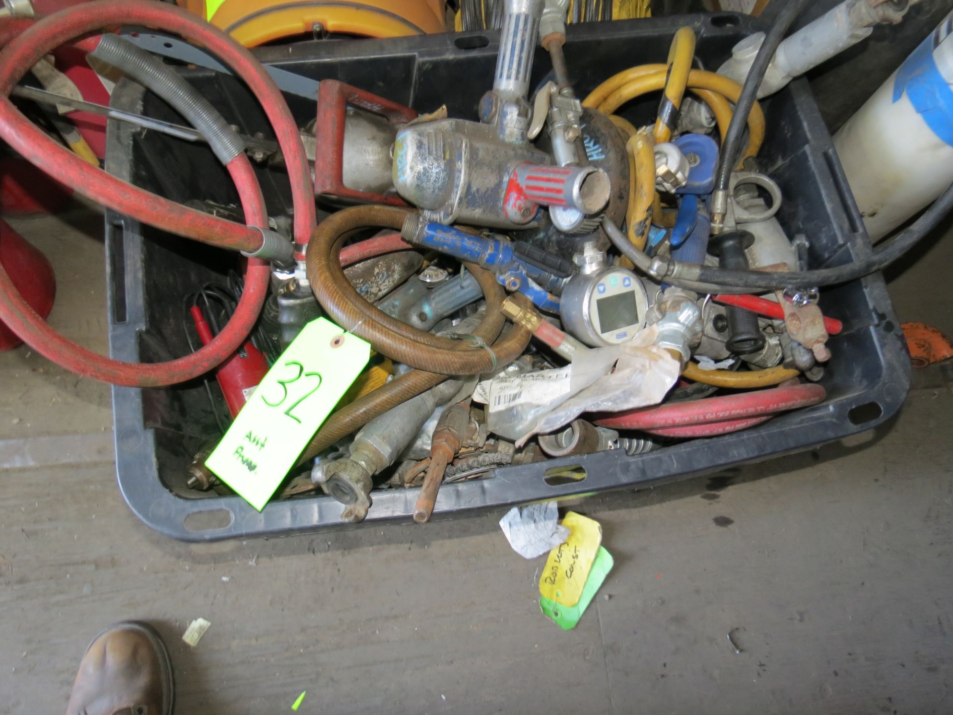 LOT ASSORTED PNEUMATIC TOOLS IN BLACK PLASTIC BIN, AIR HAMMERS, IMPACT WRENCHES, PRESSURE GAUGES, - Image 2 of 3