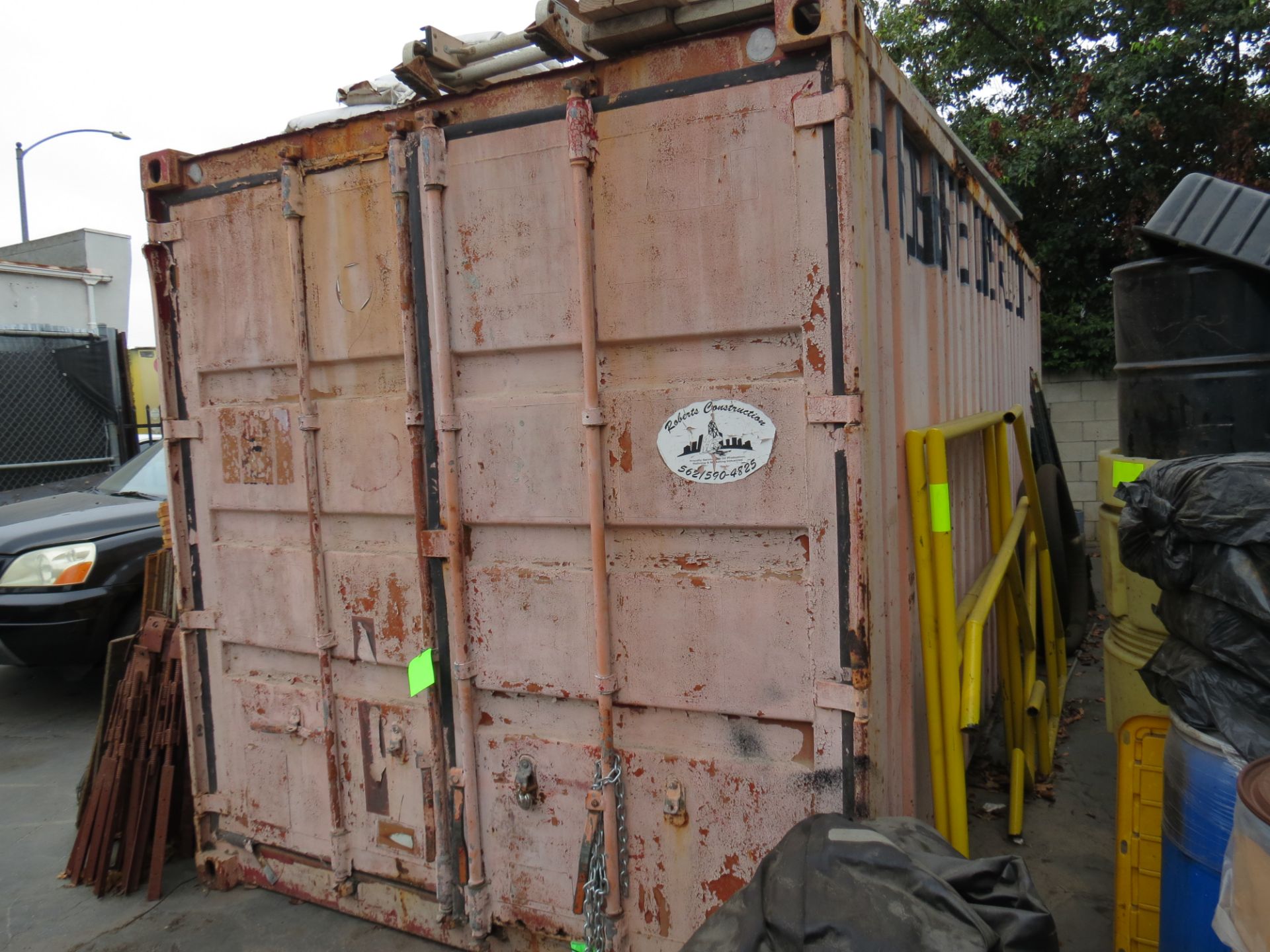 20' BEIGE STORAGE CONTAINER