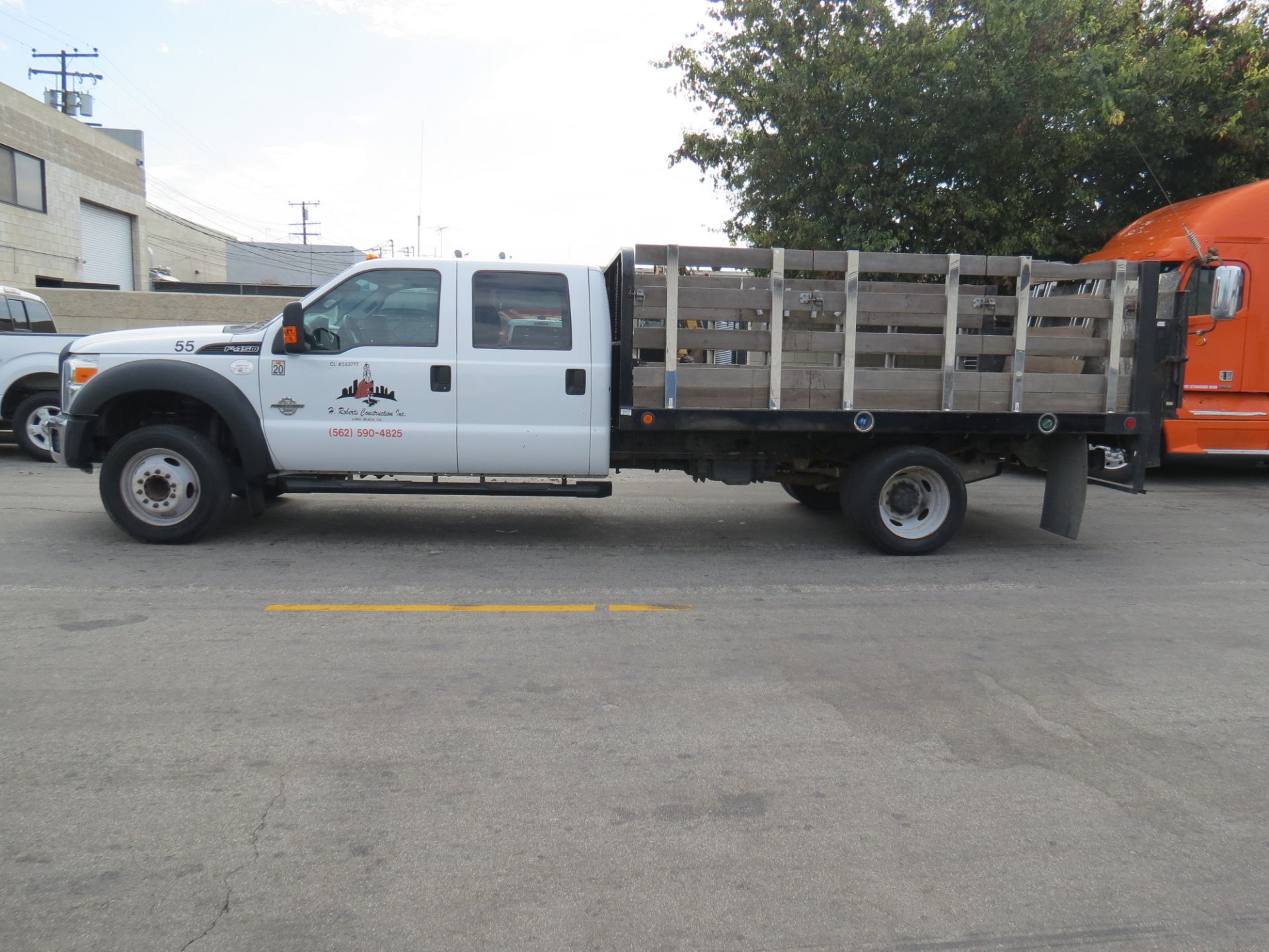 2015 Ford F-450 SUPER DUTY STAKE BED TRUCK, WITH LIFT GATE, SUPER CREW CAB , 6.7 POWER STROKE DIESEL - Image 7 of 34