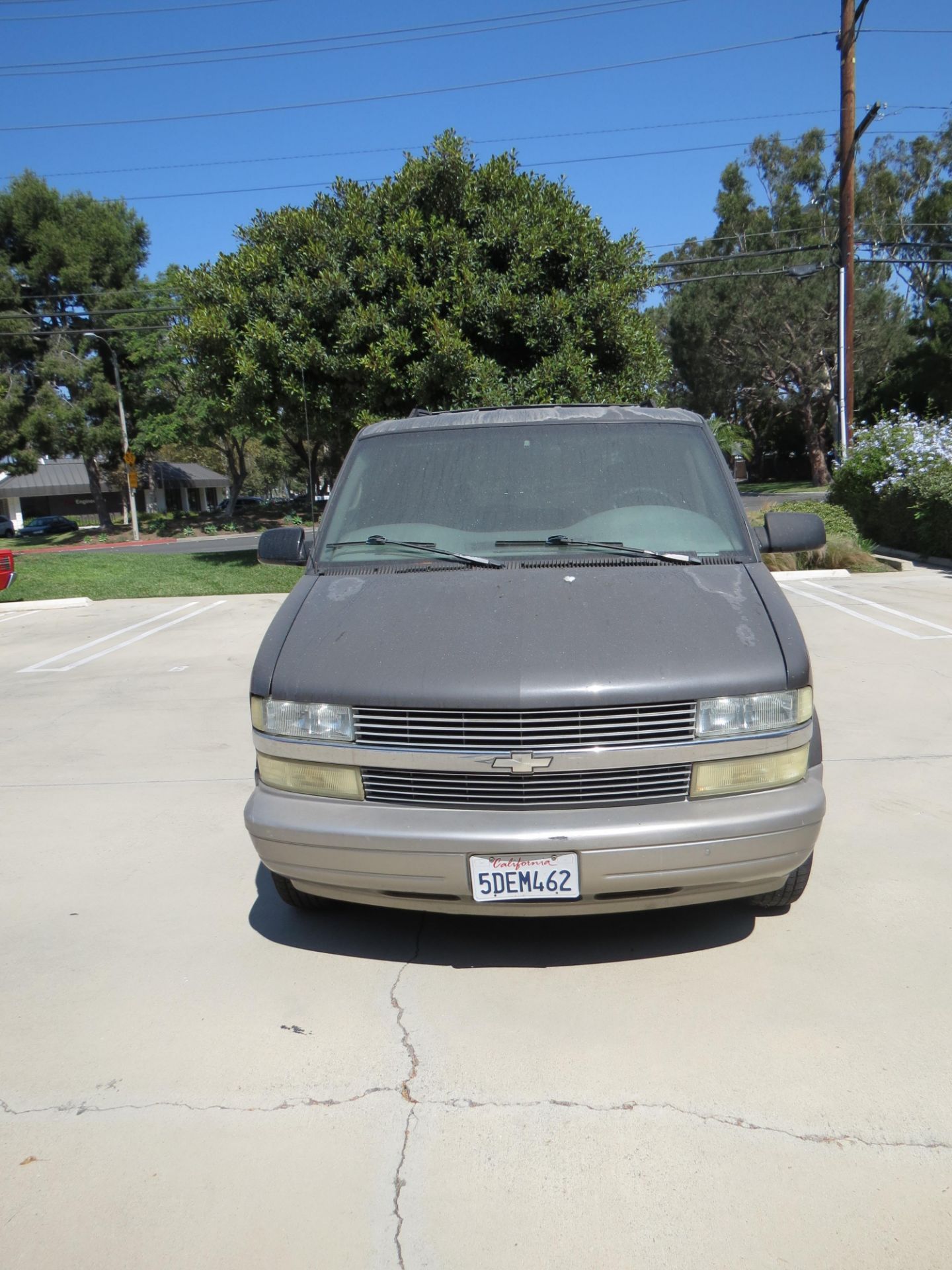 2003 Chevy Astro Van Mileage 104,112 - Image 4 of 11