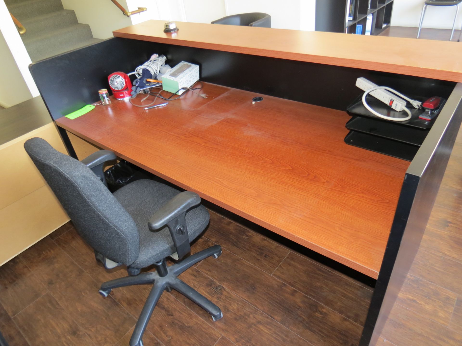 Receptionist Desk & Chair (Subject to Delivery Date) - Image 2 of 2