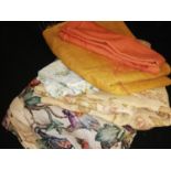 Quantity of linen fabrics