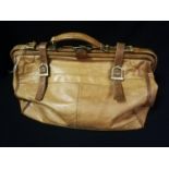 Vintage leather holdall - gladstone style - 20" wide & 14" high